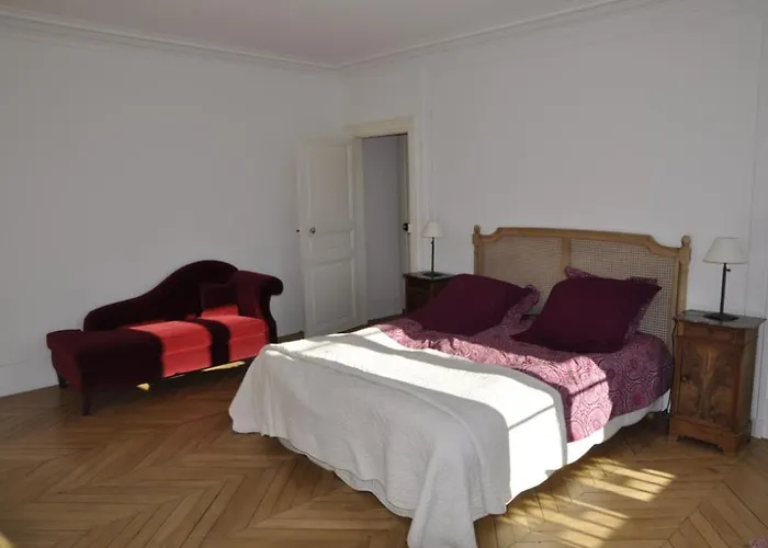 Гостевой дом Chateau De Bel Ebat Nozay (Essonne)