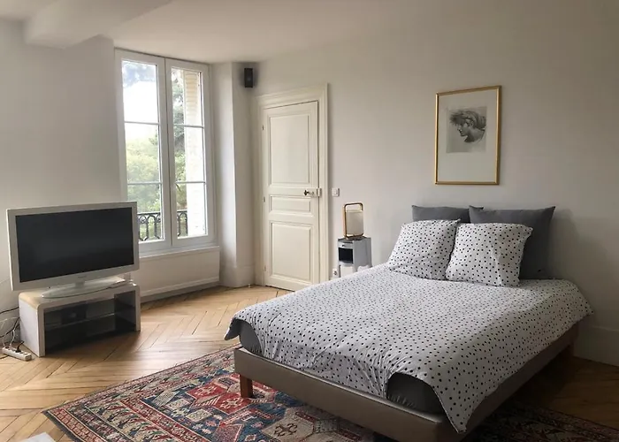 Гостевой дом Chateau De Bel Ebat 3*